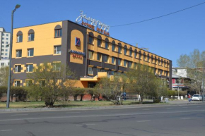 Отель Zaluuchuud Hotel Ulaanbaatar  Улан-Батор